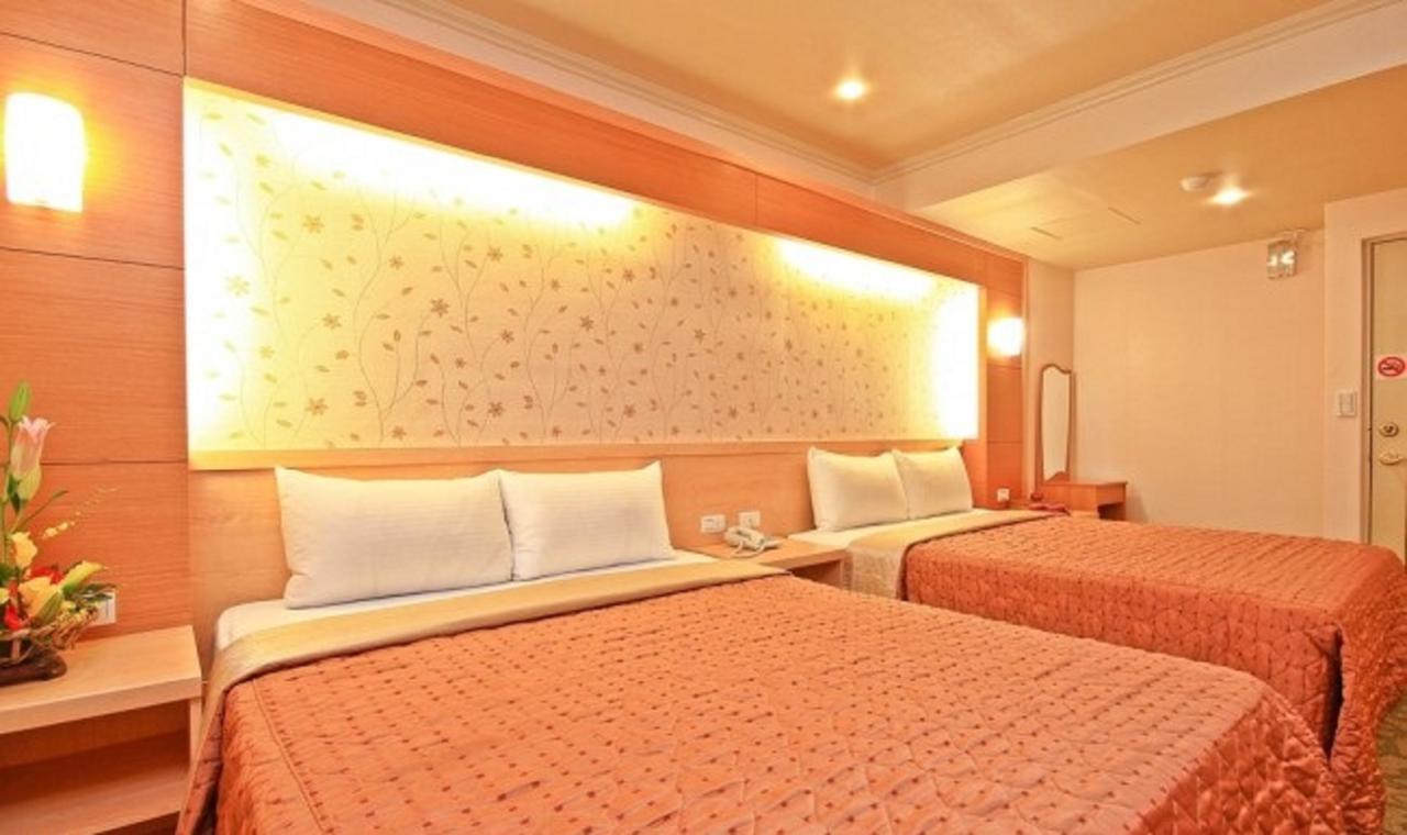 Red Cabin Inn Тайбей Екстер'єр фото