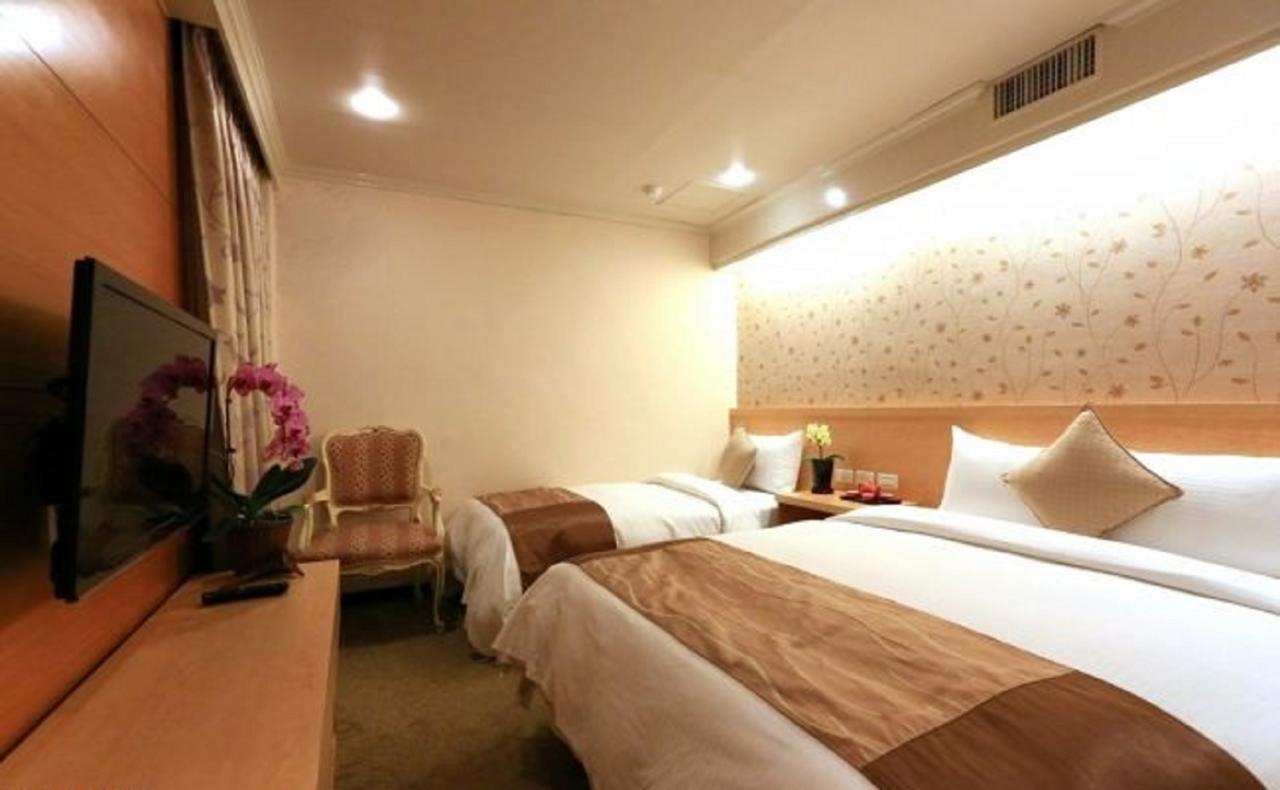 Red Cabin Inn Тайбей Екстер'єр фото